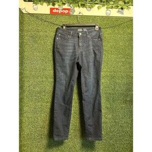 Amazon Essentials Women's Mid-Rise Bootcut Jeans, Flared Leg Pants Size 6